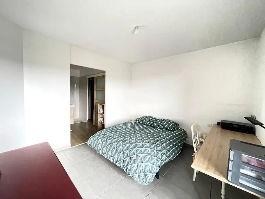 Spacieux T2 + Parking A 5 Min D'Aix Daire Aix-en-Provence 0*,  Fransa